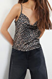Moda Degaje Yaka Dokuma Regular Animal Desen Şık gece Crop Askılı Kol Bluz