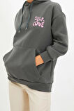Oversize Kapüşonlu Düşük Kol Uzun Sırt Baskı Geniş Kalıp Kalın İçi Polarlı Örme Sweatshirt
