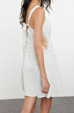 Moda Stil Regular V Yaka Midi Boy Ekru Dokuma Cut out Pencere Plaj Elbisesi