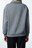 Oversize Gömlek Yaka Düşük Kol Uzun Gömlek Yaka Nakışlı Fit Kalın İçi Polarlı Örme Sweatshirt