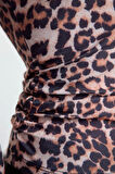 Stil Kadın Leopar Fitted Vücuda Oturan Büzgü Drape Detaylı Bluz Regular Örme Slim Kalıp