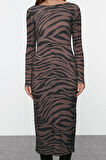 Moda Stil Slim Bisiklet Yaka Maxi Boy Zebra Baskılı Fitted Vücuda Oturan Esnek Örme Elbise