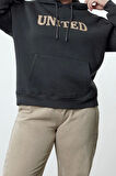 Unisex Büyük Beden Oversize Kapüşonlu Düşük Kol Geniş Kalıp İçi Polar Kışlık Nakışlı Örme Sweatshirt