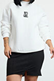 Büyük Beden Dik Yaka Düşük Kol Kalın İçi Polarlı Nakış Detaylı Normal Kalıp Örme Sweatshirt