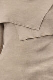 Stil Modern Kadın Regular Reglan Kol Carmen Yaka Basic Triko Kazak