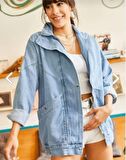 Kadın Mavi Cepli Mevsimlik Fermuarlu Çıtçıtlı Uzun Denim Ceket