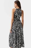 Kolsuz Halter Yaka Çok A line Maxi Elbise Yaz İçin Şık ve Rahat Modern Stil Yüksek Kalite