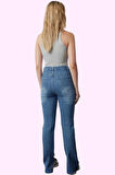 Kadın Denim Flare Jean Yüksek Bel 5 Cep Esnek Günlük Ve Şık Kombinler Yaz Aylarının Vazgeçilmezi