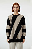 Kadın Kışlık Akrilik Triko Renk Bloklu Desenli Rahat Kalıp Bisiklet Yaka Uzun Kollu Kazak Kaliteli