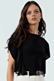 Örme Crop Bluz Bisiklet Yaka Fırfırlı Kollar Rahat Kalıp Ve Şık Konforlu Kesim