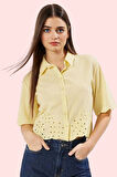 Kadın Nakış Detaylı Pamuklu Gömlek Rahatlık ve Şıklık Günlük Kullanım Yaz Aylarının Vazgeçilmezi