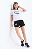 Kısa Kollu Taşlı ve Baskılı Siyah Şortlu Beyaz Kadın Eşofman
