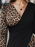 Kadın Uzun Kollu Kruvaze Yakalı Leopar Desen Detaylı Viskon Bluz