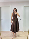 V Yaka Uzun Kolsuz Elbise- Kahverengi