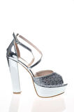 Kadın Moda Şık Gümüş Ayna Yüz Lazer Topuklu Zarif Tasarım Düğün Nişan Gece Abiye Ayakkabısı