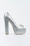 Kadın Moda Şık Gümüş Sultan Taşlı Klasik Köşe Kalıplı Kalın Düğün Nişan Gece Abiye Ayakkabısı