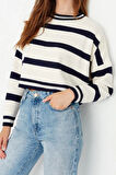 Kadın Moda Şık Crop Bisiklet Yaka Uzun Kol Çizgili Crop Triko Kazak