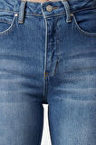 Kadın Moda Şık Kot Pantolon Boru Paça Regular Boy Denim Lacivert Yırtmaçlı Yüksek Bel Jeans