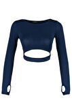 Kadın Crop Bisiklet Yaka Fitted Kalıp Örme Pencere Cut Out ve Baş Parmak Delik Detaylı Spor Üst Bluz
