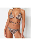 Yeni Animal Destekli Üçgen Normal Bel Slip Desenli Üçgen Bağlamalı Bikini Takımı