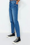 Kadın Moda Şık Kot Pantolon Boru Paça Uzun Boy Denim Ekru Yüksek Bel Slim Mom Jeans