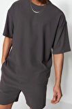 Yeni Sezon Oversize Polyester Bisiklet Yaka Kısa Kol Dokulu Desenli Günlük T-Shirt
