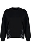 Kadın Moda Şık Relaxed Bisiklet Yaka Standart Kol Regular Basic İnce Aplike Detaylı Örme Sweatshirt