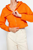 Kadın Kapüşonlu Standart Kol Rahat Kesim Crop Cep Detaylı Kalın İçi Polarlı Örme Sweatshirt