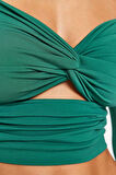 Kadın Moda Şık Crop Kalp Yaka Fitted Kalıp Örme Pencere Cut Out Detaylı Bluz TPRAW24BZ00028
