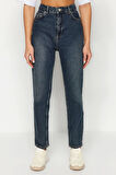 Kadın Moda Şık Kot Pantolon Boru Paça Regular Boy Denim Mavi Yüksek Bel Slim Mom Jeans