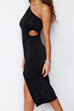 Kadın Moda Şık Maxi Boy Asimetrik Yaka Fitted Anvelop Pencere Cut Out Detaylı Örme Elbise