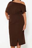 Kadın Moda Şık Büyük Beden Midi Boy Kayık Yaka Fitted Tek Omuz Örme Elbise