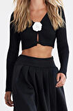 Kadın Moda Şık Crop V Yaka Regular Süper Crop Gül Detaylı Triko Hırka