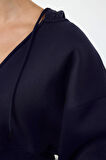 Kadın Relaxed Kapüşonlu Düşük Kol Crop Kalın İçi Polarlı V Yaka Rahat Kesim Crop Örme Sweatshirt