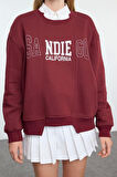 Kadın Relaxed Bisiklet Yaka Düşük Kol Uzun Slogan Baskılı Geniş Kalıp Etek Ucu Örme Sweatshirt