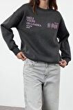Kadın Regular Bisiklet Yaka Standart Kol Regular Basic Fit Baskılı Kalın İçi Polarlı Örme Sweatshirt
