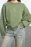 Kadın Moda Şık Regular Bisiklet Yaka Düşük Kol Crop Fit Nakışlı Kalın İçi Polarlı Örme Sweatshirt