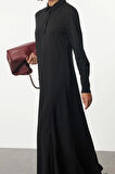 Kadın Moda Şık Tesettür Uzun Gömlek Yaka Fitted Eteği Volanlı Düğme Detaylı Örme Elbise