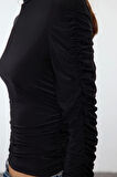Kadın Moda Şık Regular Balıkçı Yaka Fitted Kalıp Örme Büzgü Drape Detaylı Vücuda Oturan Bluz