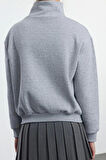 Kadın Fermuarlı Yaka Düşük Kol Standart Nakışlı Kalıp Kalın Polarlı Fermuarlı Yaka Örme Sweatshirt