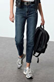 Kadın Moda Şık Kot Pantolon Boru Paça Uzun Boy Denim Yüksek Bel Slim Mom Jeans