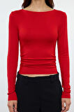 Kadın Crop Kayık Yaka Düşük Kol Slim Kalıp Örme Fitted Vücuda Oturan Büzgü Drape Detaylı Esnek Bluz