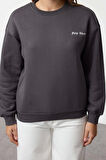 Kadın Bisiklet Yaka Düşük Kol Normal Kalıp Ön ve Sırt Baskılı Kalın Polarlı Örme Sweatshirt