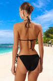 Modern Üçgen Bikini Takımı Hızlı Kuruyan Esnek Kumaş Yaz Koleksiyonu Plaj Ve Havuz İçin