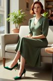 Kadın Düz Desen Midi Boy Skater Kesim V Yaka Truvakar Kol Krep Dokuma Elbise Günlük Stil Kaliteli