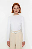 Kadın Uzun Kollu Basic Fitted Bisiklet Yaka Triko Kazak İlkbahar Sonbahar Günlerine Şıklık Katıyor