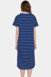 Modern Çizgili Midi Örme Elbise Yaz İçin İdeal Seçim Konforlu Kesim Rahat Ve Şık