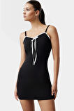 Kolsuz Fiyonklu Örme Mini Elbise Bodycon Kalıp Polyester Kumaş Modern Stil