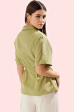 Kadın Basic Fitted Gömlek Pamuk Yazlık Şıklık Dayanıklı Malzeme Yaz Aylarının Vazgeçilmezi