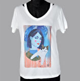 Kadın Ekru Pati Baskılı Özel Tasarım Limited Edition V Yaka Cut Out Detaylı Modal Pamuk T-shirt